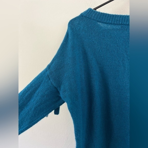 Ann Taylor Wool Blend Teal Blue Sleeve Bow Crewneck Pullover Sweater Medium - Picture 11 of 16